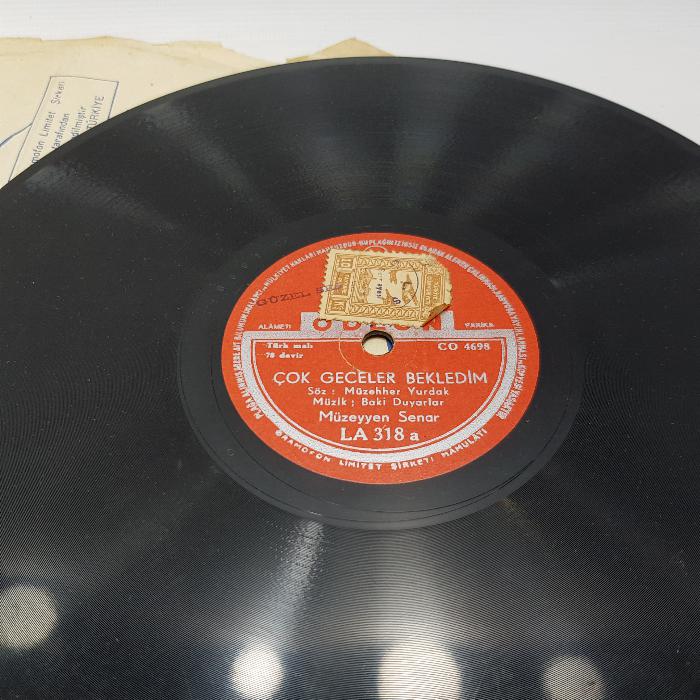 MÜZEYYEN SENAR TAŞ PLAK 