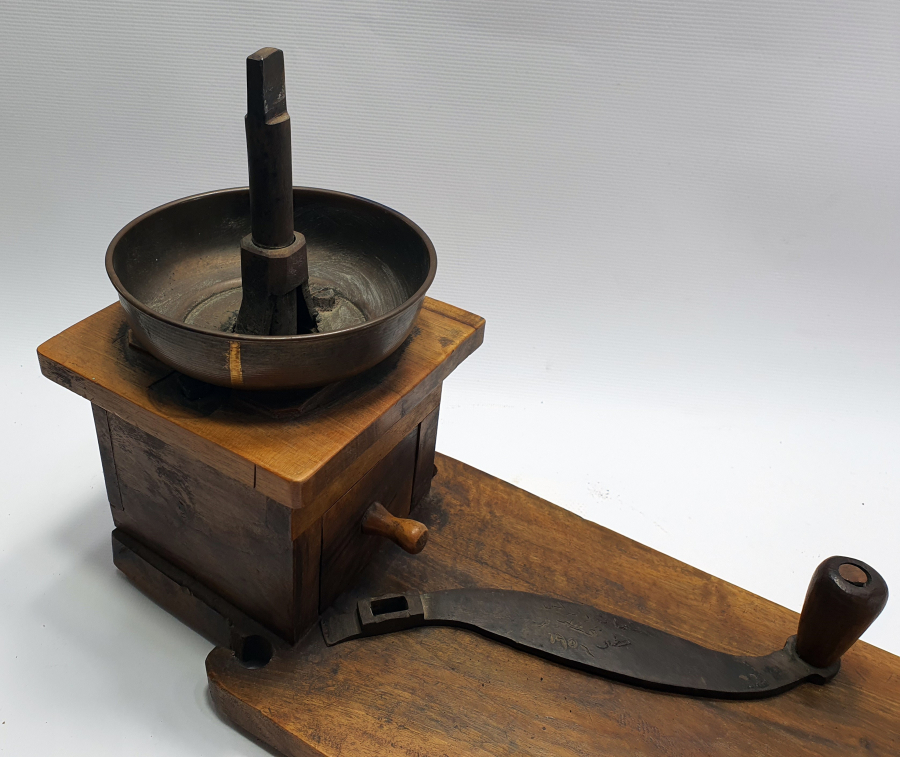 OSMANLI DÖNEMİ KOLU OSMANLICA YAZILI BÜYÜK BOY ANKARA SAMANPAZARI İŞİ AHŞAP KAHVE DEĞİRMENİ