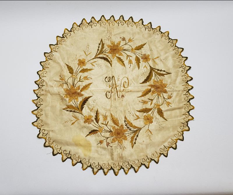 OSMANLI DÖNEMİ RUM İŞİ N İNİSİYALLİ İPEK ATLAS BOHÇA 