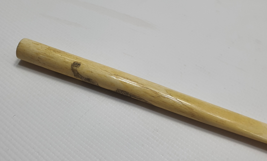 ÜZERİNE KAPLAN FİGÜRÜ KAZINMIŞ MORS DİŞİ AĞIZLIK