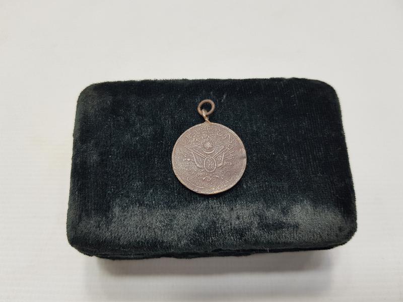 GAYRİ RESMİ MEŞRUTİYET MADALYASI 