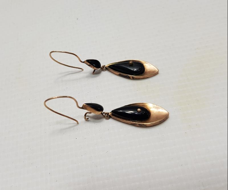 OLTU TAŞLI ALTIN KÜPE 