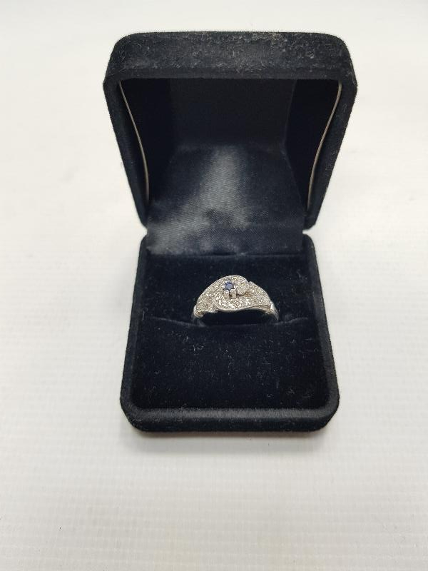 SAFİR TAŞLI PIRLANTA YÜZÜK 