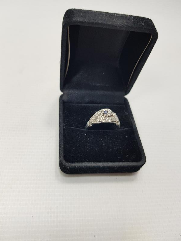 SAFİR TAŞLI PIRLANTA YÜZÜK 