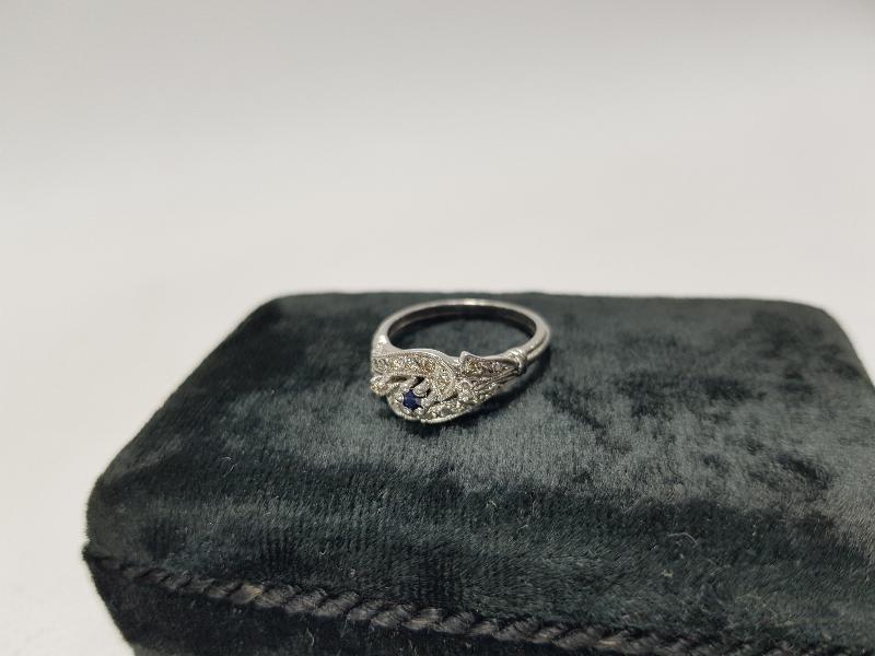 SAFİR TAŞLI PIRLANTA YÜZÜK 