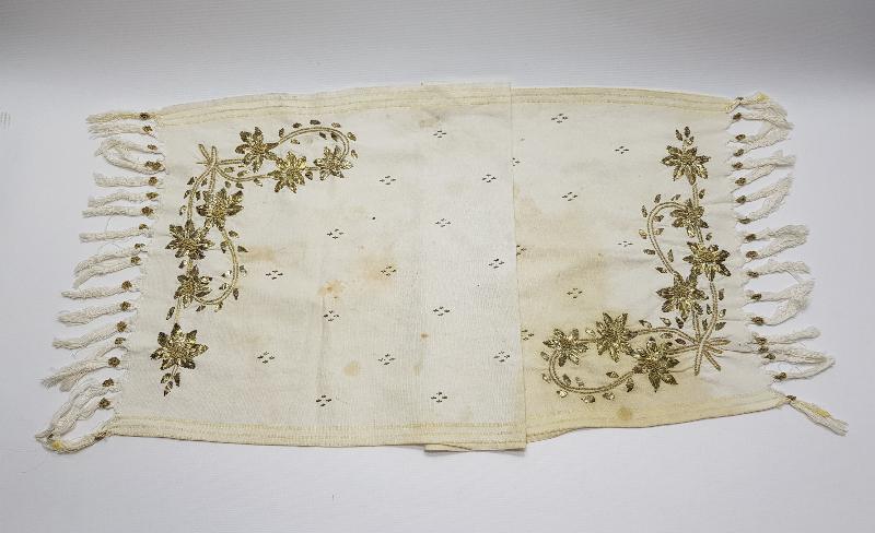 OSMANLI DÖNEMİ ALTIN TEL KIRMA İŞLEMELİ HAVLU 