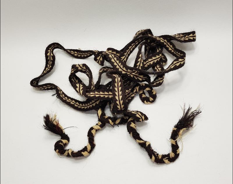 ESKİ YÜN ÖRME KOLON 