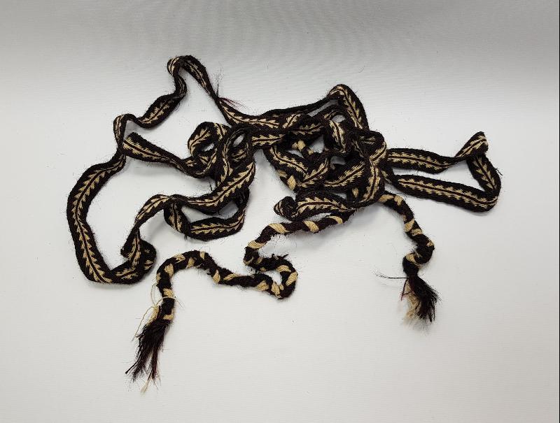 ESKİ YÜN ÖRME KOLON 