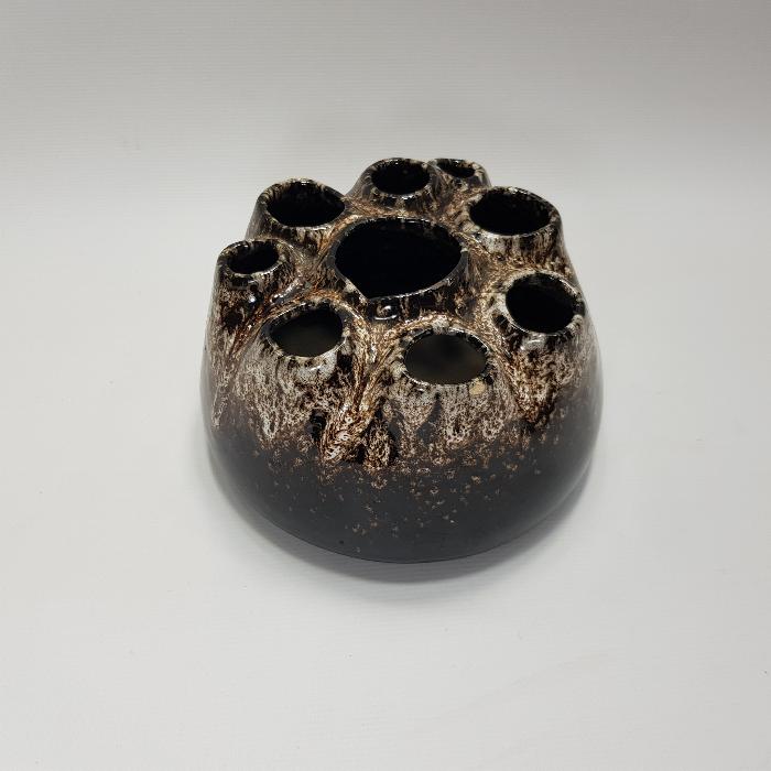 FARKLI FORMDA SERAMİK KALEMLİK 