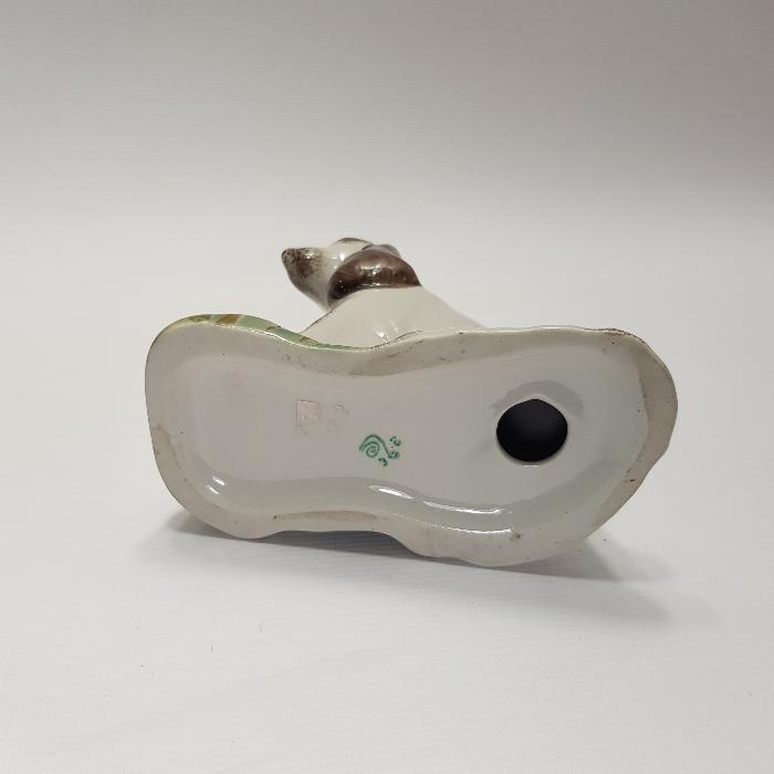 PORSELEN KÖPEK BİBLOSU