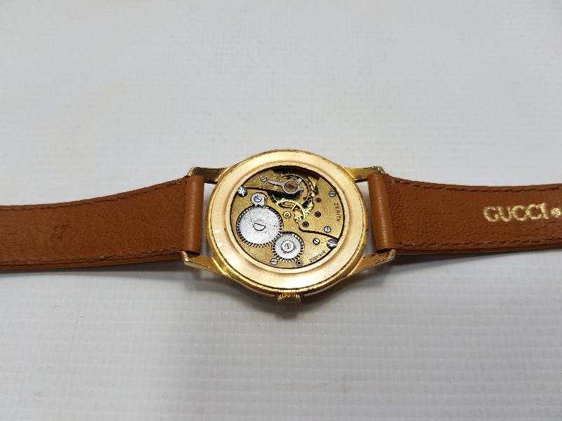 ALTIN KAPLAMA ZENITH KOL SAATİ 