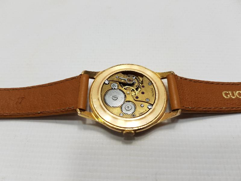 ALTIN KAPLAMA ZENITH KOL SAATİ 