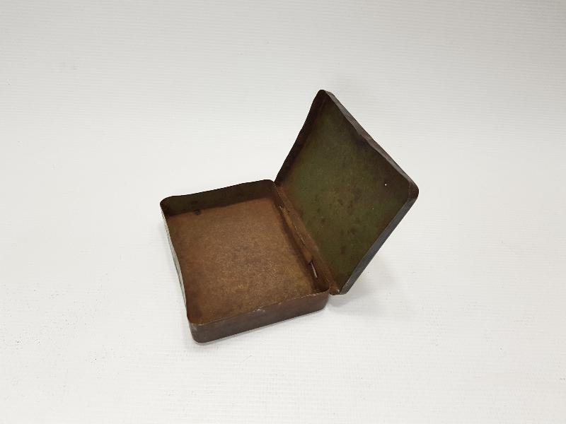 CUMHURİYET İLK DÖNEM ATATÜRK GÖRSELLİ SİGARA KUTUSU 