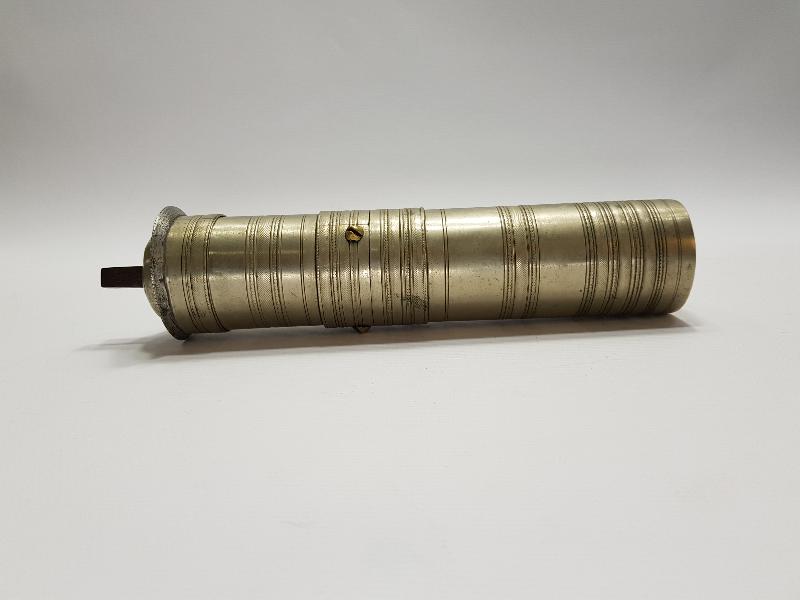 OSMANLI DÖNEMİ DÜŞÜK AYAR GÜMÜŞ KAHVE DEĞİRMENİ