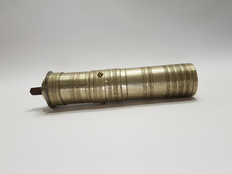 OSMANLI DÖNEMİ DÜŞÜK AYAR GÜMÜŞ KAHVE DEĞİRMENİ