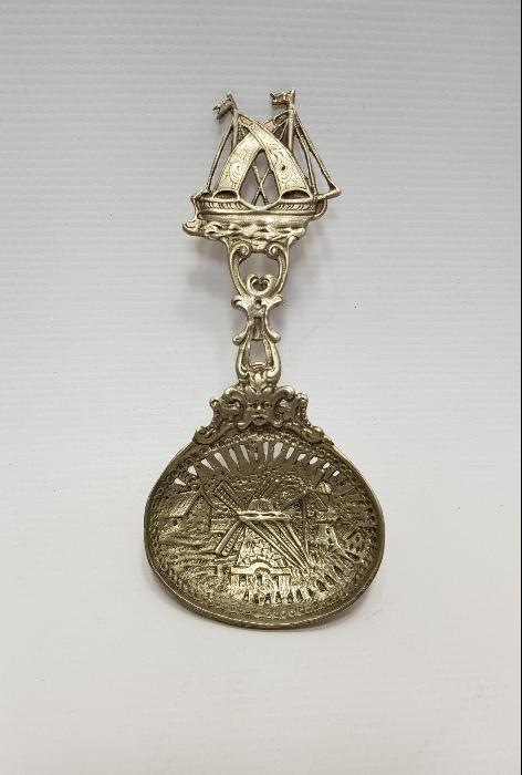 YELKENLİ VE DEĞİRMEN GÖRSELLİ GÜMÜŞ DUVAR KAŞIĞI 