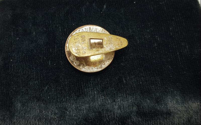 1930'LARDAN PABUÇLU KIZILAY ROZETİ