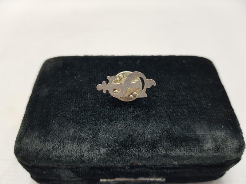 İŞ BANKASI GÜMÜŞ ROZET