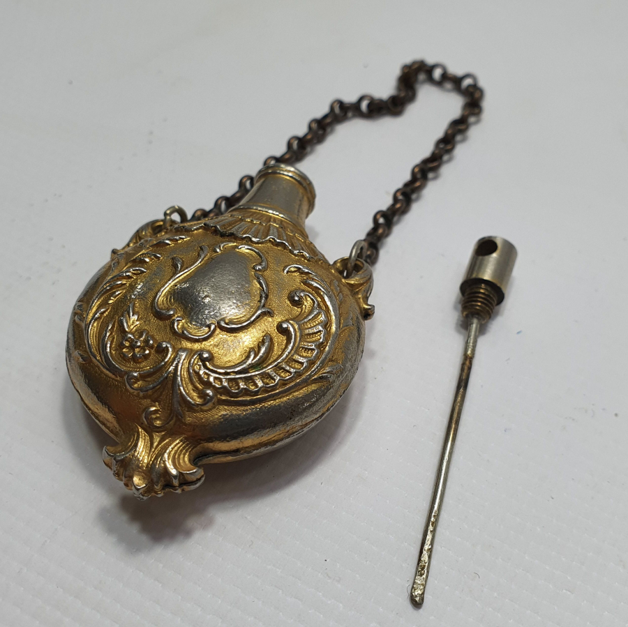 1900 BAŞLARI KOKU ŞİŞESİ