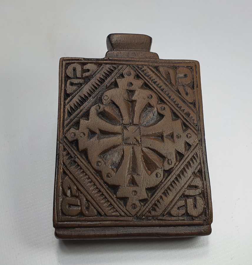 1930-40 LARDAN EL ÇİZİMİ VE İŞLEMELİ AHŞAP İKONA