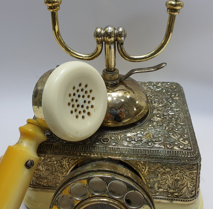 1950-60 LARDAN NADİR ANTİKA TELEFON