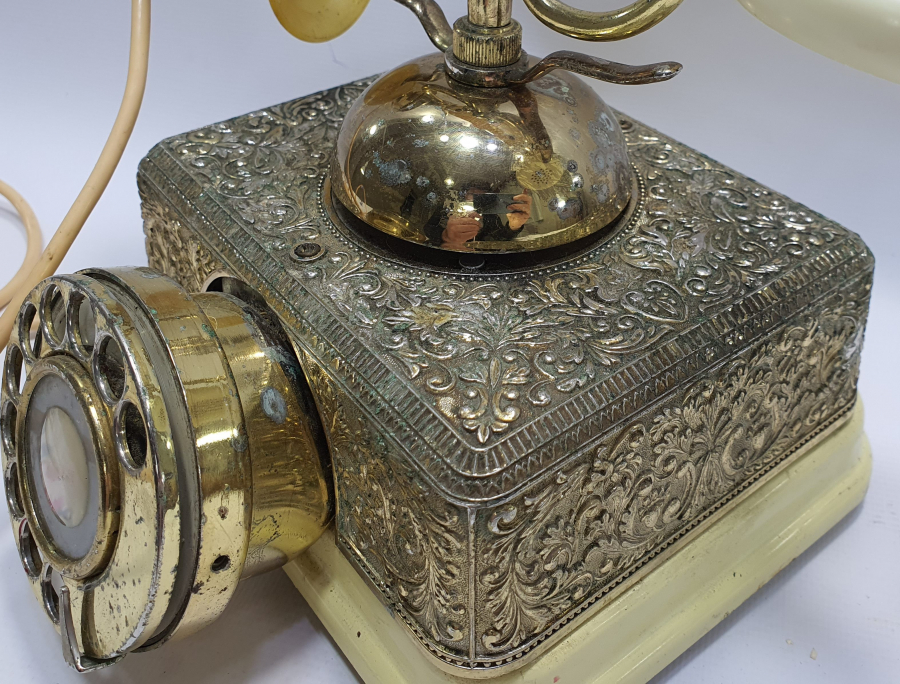 1950-60 LARDAN NADİR ANTİKA TELEFON