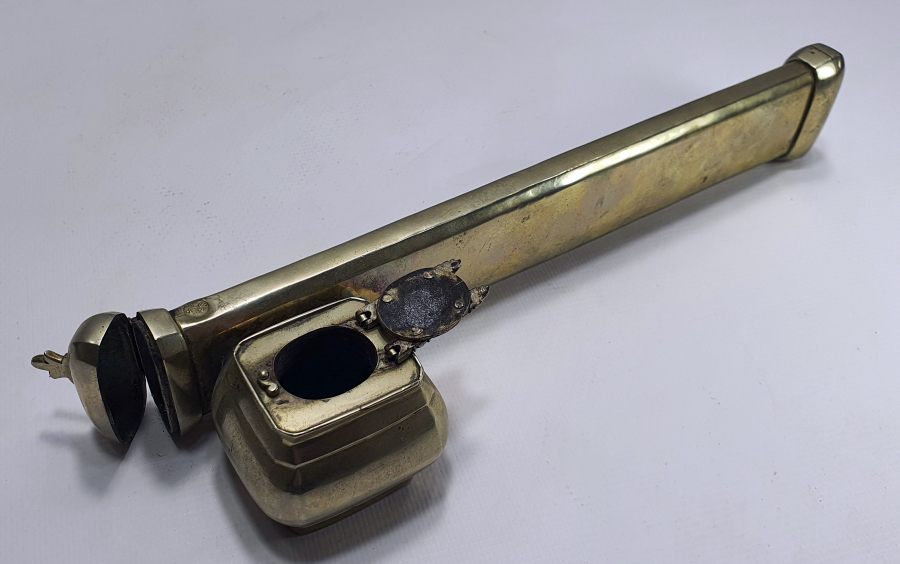 OSMANLI DÖNEMİ DÜŞÜK AYAR GÜMÜŞTEN MAMUL ÇİFT USTA DAMGALI DİVİTLİK