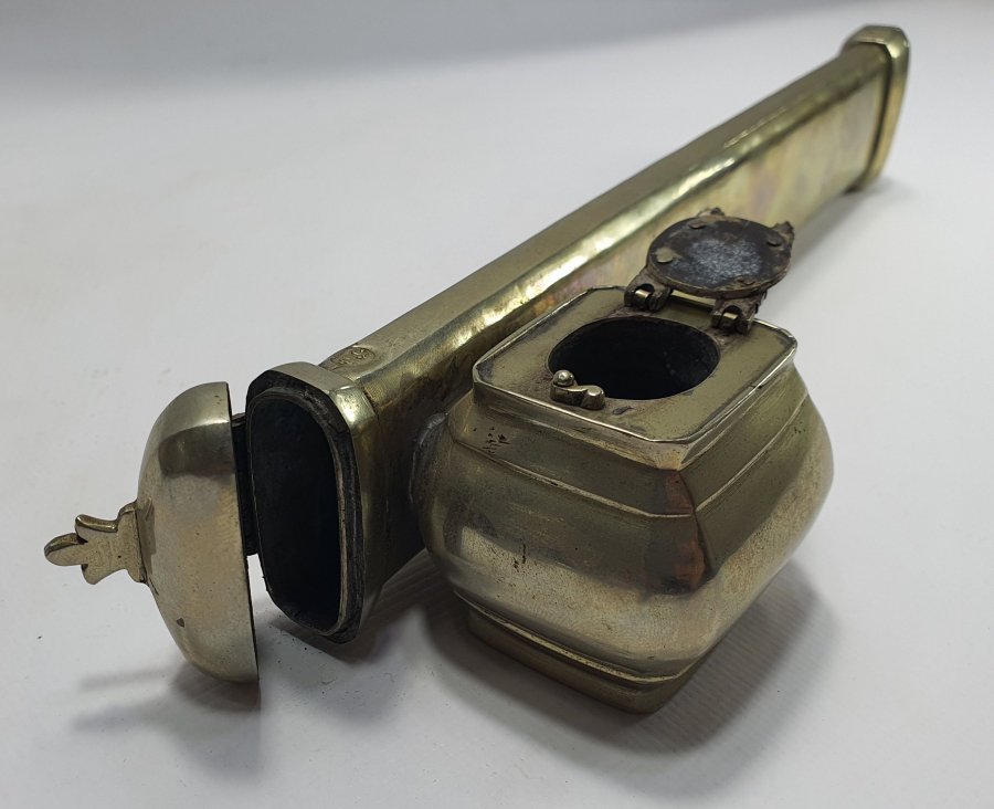 OSMANLI DÖNEMİ DÜŞÜK AYAR GÜMÜŞTEN MAMUL ÇİFT USTA DAMGALI DİVİTLİK