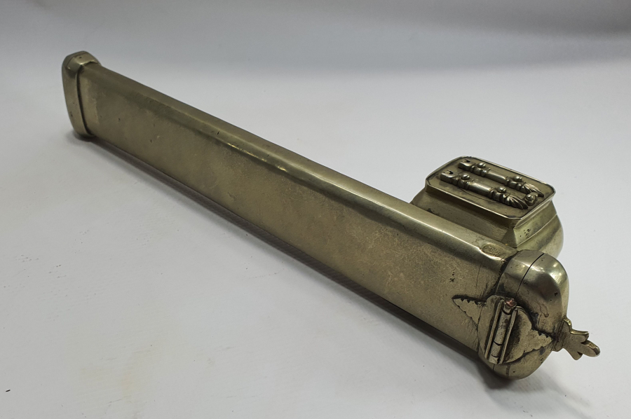 OSMANLI DÖNEMİ DÜŞÜK AYAR GÜMÜŞTEN MAMUL ÇİFT USTA DAMGALI DİVİTLİK