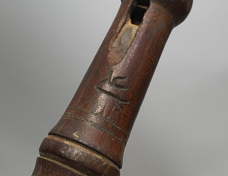 ÜZERİNDE OSMANLICA ALİ YAZAN TELLE İŞİ KAVAL