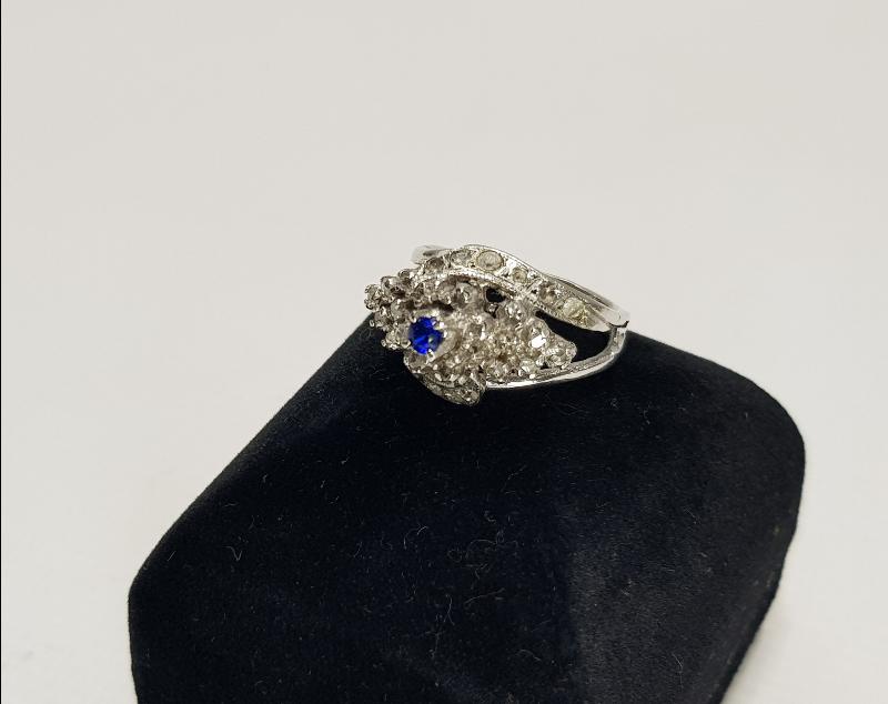 SAFİR TAŞLI PIRLANTA YÜZÜK 