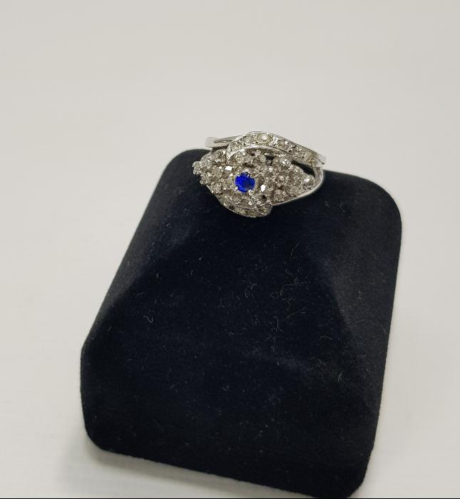 SAFİR TAŞLI PIRLANTA YÜZÜK 