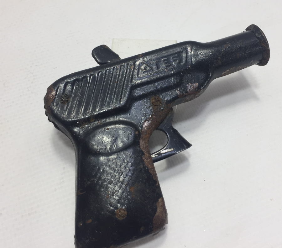 ATEŞ MARKA ANTİKA METAL MANTAR TABANCASI