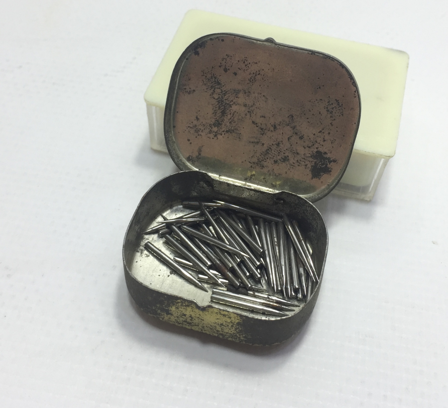 ORJİNAL KUTUSUNDA SAHİBİNİN SESİ GRAMAFON İĞNELERİ