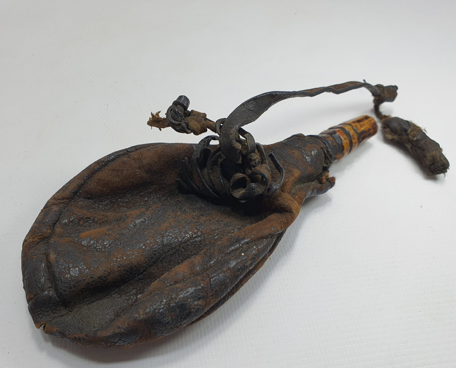 1800 BAŞLARI OSMANLI DÖNEMİ BAŞIBOZUK BARUTLUK