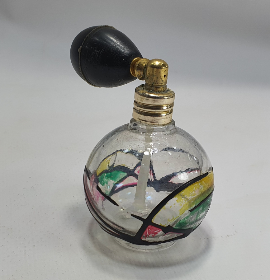 1900 BAŞLARI ÜZERİ EL BOYAMA PARFÜM ŞİŞESİ