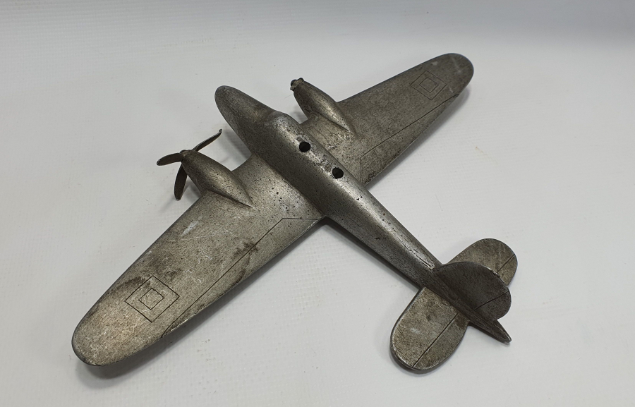 ANTİKA ARABA AMBLEMİ