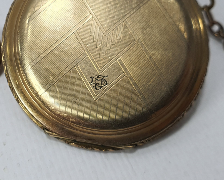 CHORONOMETRE MARKA OSMANLI DÖNEMİ AVCI KASA ORJİNAL KÖSTEĞİYLE ALTIN KAPLAMA KURMALI CEP SAATİ