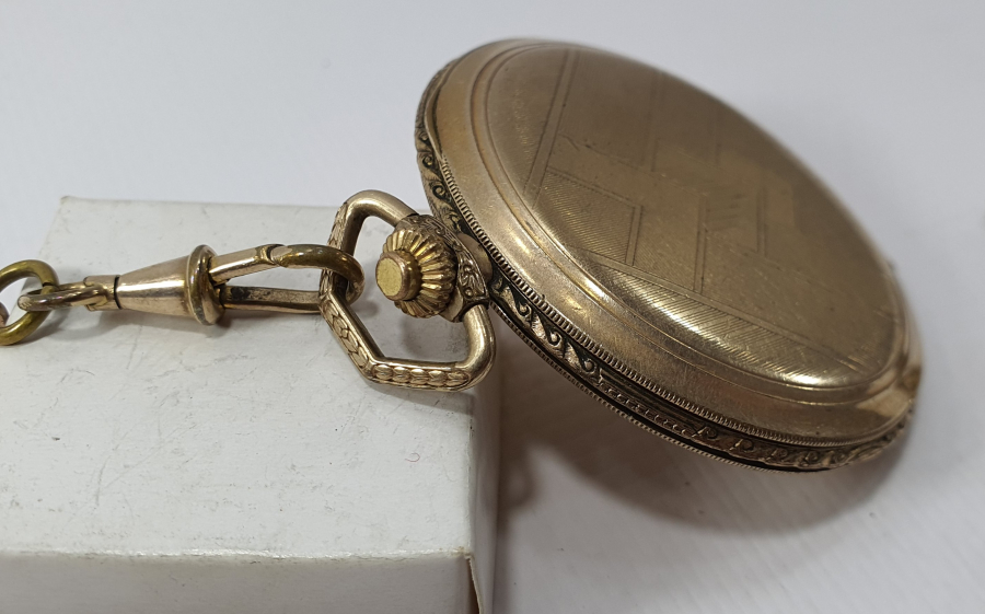 CHORONOMETRE MARKA OSMANLI DÖNEMİ AVCI KASA ORJİNAL KÖSTEĞİYLE ALTIN KAPLAMA KURMALI CEP SAATİ