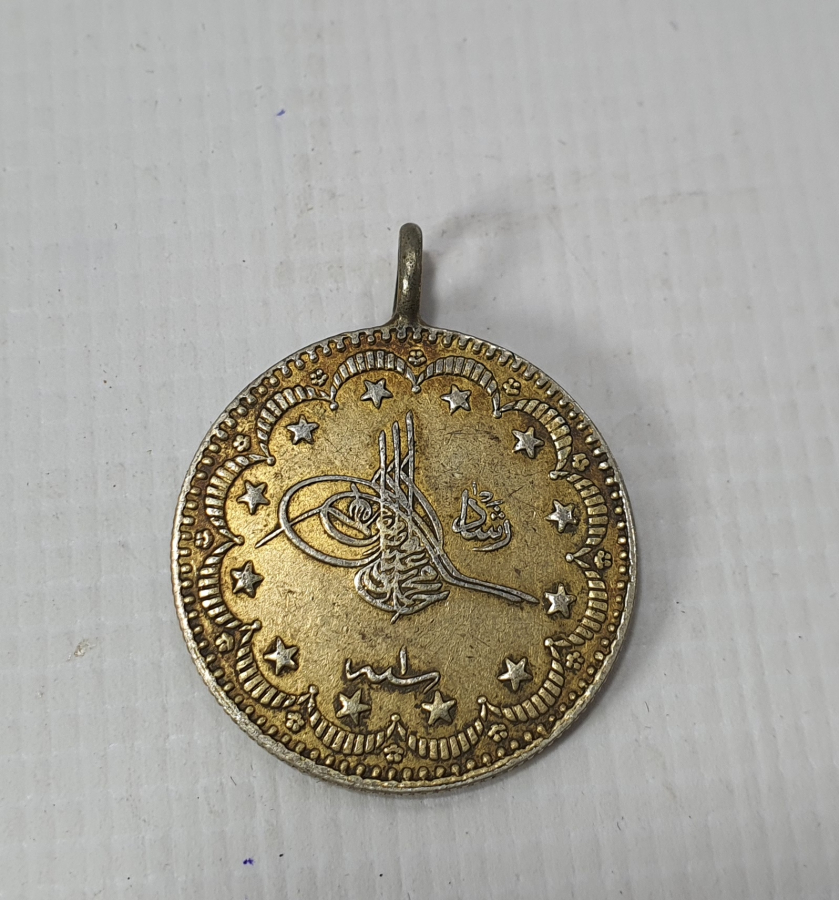 ÇİL KONDİSYONDA OSMANLI GÜMÜŞ 5 KURUŞTAN MAMUL KOLYE