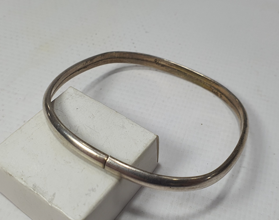 GÜMÜŞ DÖRTGEN BİLEKLİK