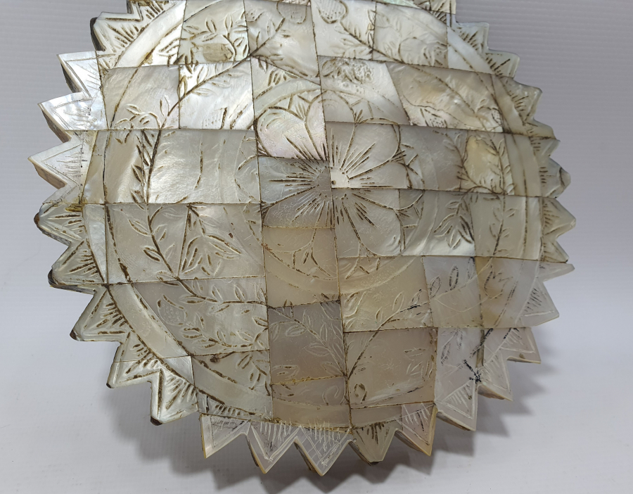 OSMANLI DÖNEMİ SEDEF İŞÇİLİKLİ GÜNEŞ FORMUNDA NADİR GELİN AYNASI