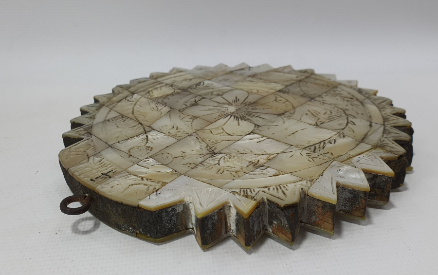 OSMANLI DÖNEMİ SEDEF İŞÇİLİKLİ GÜNEŞ FORMUNDA NADİR GELİN AYNASI