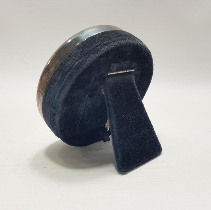 BENITO FAU İMZALI GÜMÜŞ MASA SAATİ 