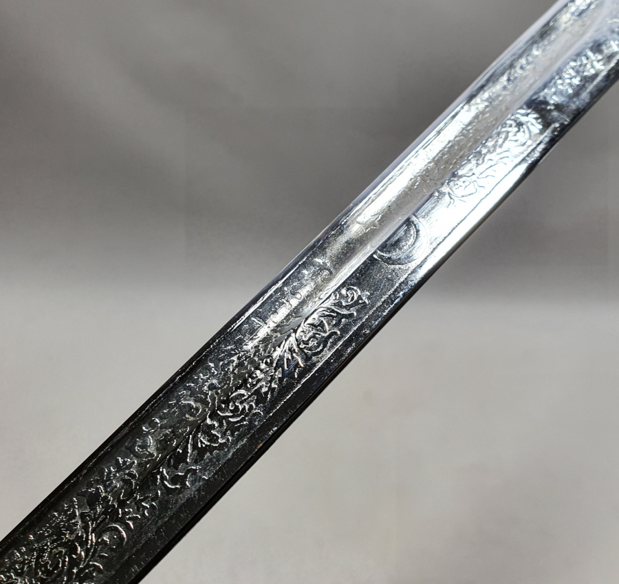 CUMHURİYET BAŞLARI SUBAY KILICI NAMLUSU