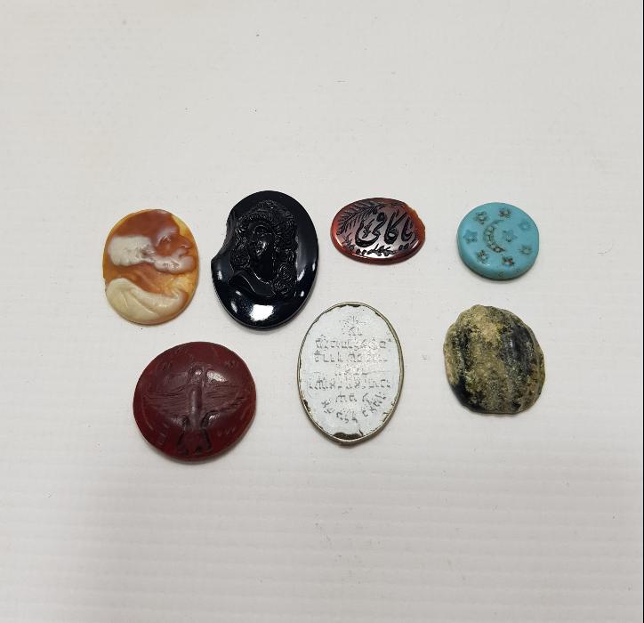 7 ADET YÜZÜK TAŞI 