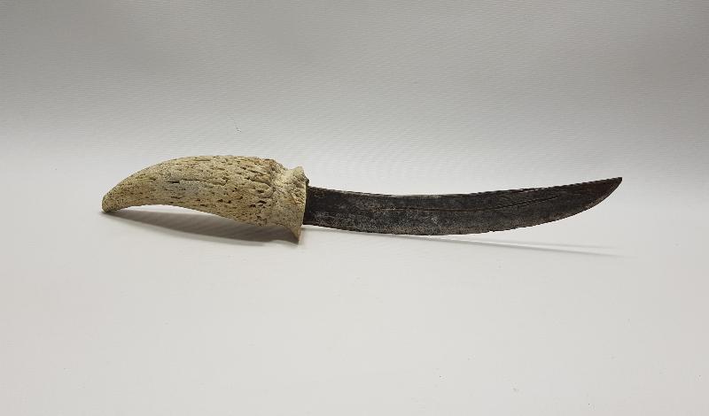 BOYNUZ SAPLI SALDIRMA BIÇAK 