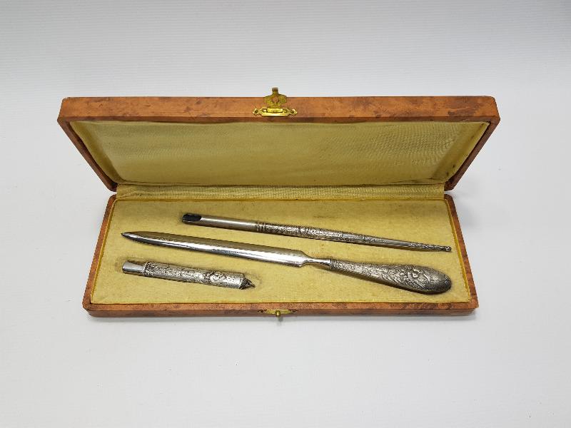 KUTUSUNDA ART DECO GÜMÜŞ YAZI SETİ 