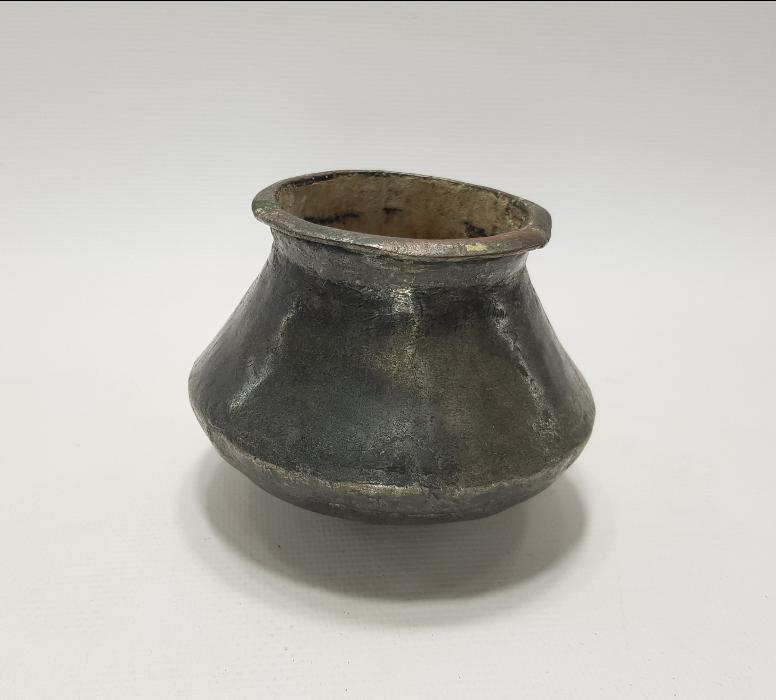 OSMANLI DÖNEMİ FARKLI FORMDA MİNİ BAKIR KAZAN 