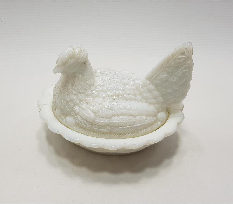 1900'LERDEN YUMURTLAYAN TAVUK TEMALI OPAL ŞEKERLİK 